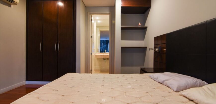 0090 DEPARTAMENTO TIPO LOFT EN EDIFICIO MACONDO, ZONA YACHT Y GOLF CLUB