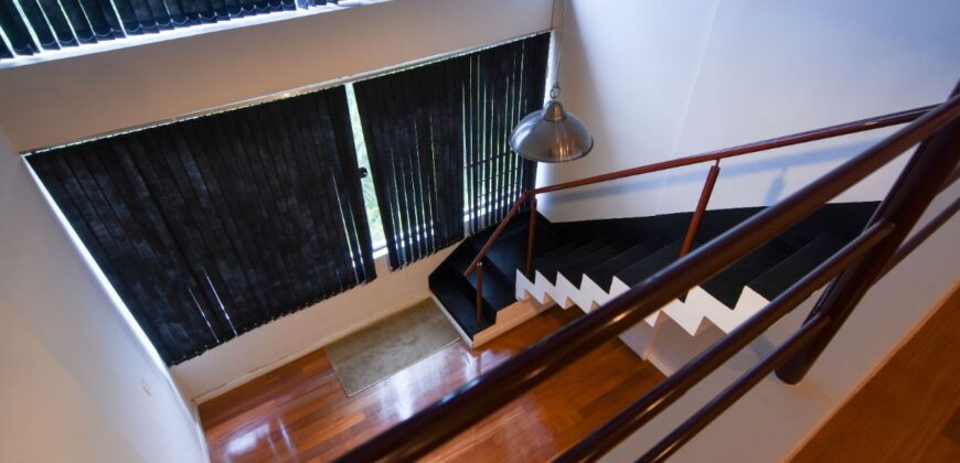 0090 DEPARTAMENTO TIPO LOFT EN EDIFICIO MACONDO, ZONA YACHT Y GOLF CLUB