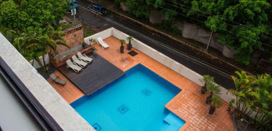 0090 DEPARTAMENTO TIPO LOFT EN EDIFICIO MACONDO, ZONA YACHT Y GOLF CLUB