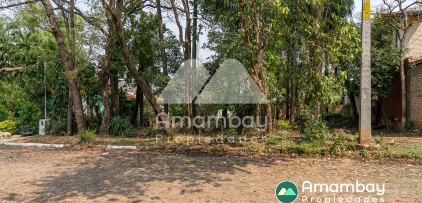 0527 DOS DÚPLEX Y TRES TERRENOS EN LAMBARÉ, BARRIO VALLE YVATE