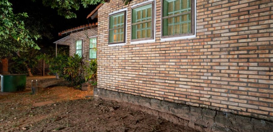 0854 CASA EN SAN BERNARDINO, URBANIZACIÓN PUERTA DEL LAGO