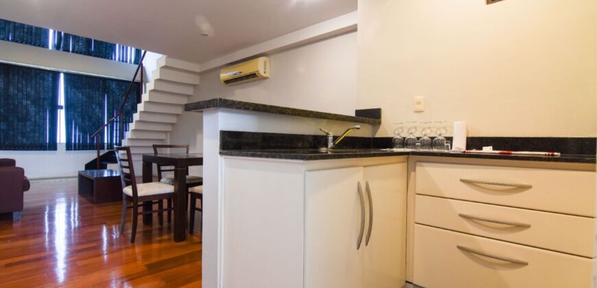0090 DEPARTAMENTO TIPO LOFT EN EDIFICIO MACONDO, ZONA YACHT Y GOLF CLUB