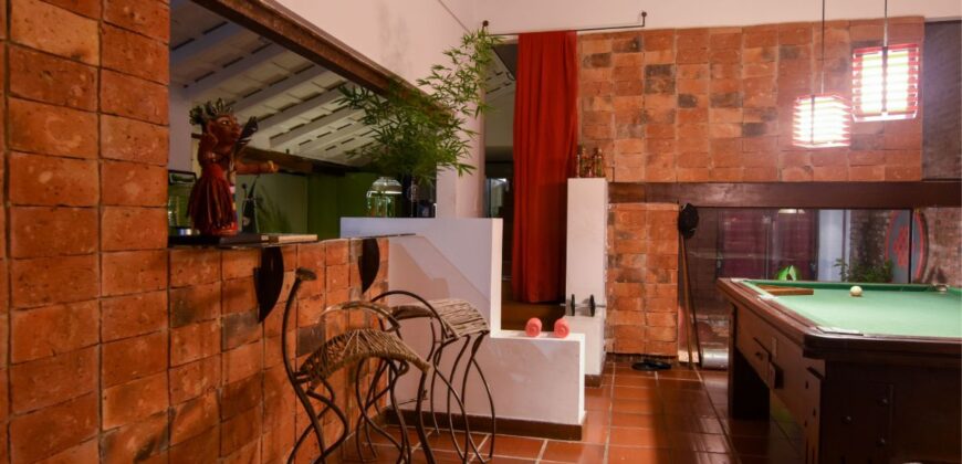 0092 CASA EN BARRIO JARA, ZONA COMPLEJO SANTOS