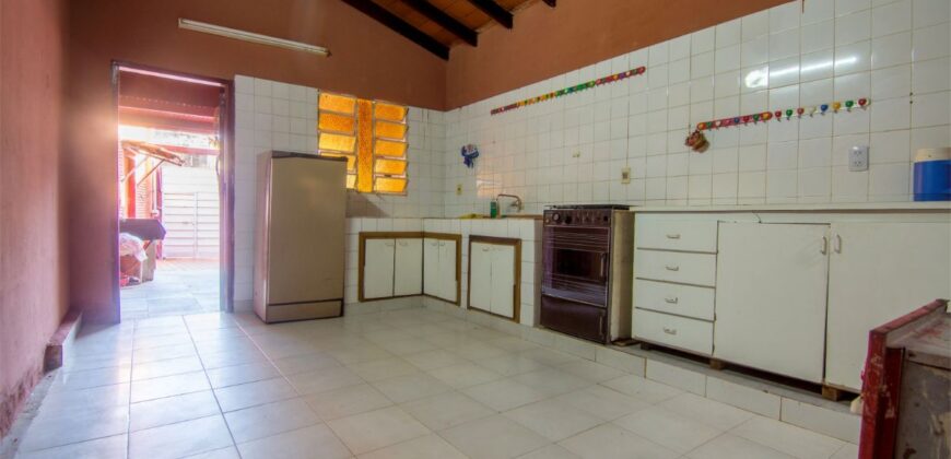 A0166 ALQUILO CASA EN BARRIO SANTA LIBRADA