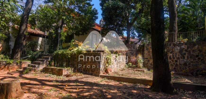 0014 CASA EN BARRIO SAN ROQUE, A MINUTOS DEL CENTRO DE ASUNCIÓN