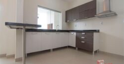 A0172 ALQUILO DUPLEX EN LAMBARE, ZONA YACHT Y GOLF CLUB