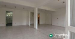 A0144 ALQUILO CASA CON SALÓN, BARRIO LAS MERCEDES