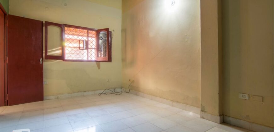 A0166 ALQUILO CASA EN BARRIO SANTA LIBRADA