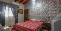 0908 RESIDENCIA EN BARRIO SAJONIA, ZONA PALACIO DE JUSTICIA
