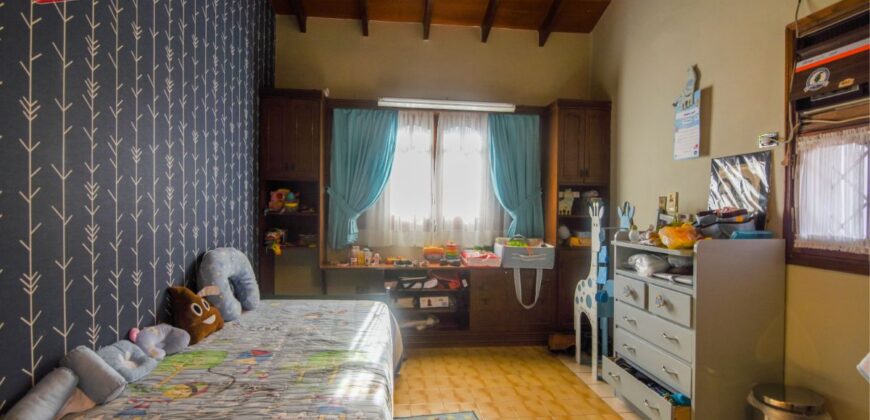 0908 RESIDENCIA EN BARRIO SAJONIA, ZONA PALACIO DE JUSTICIA