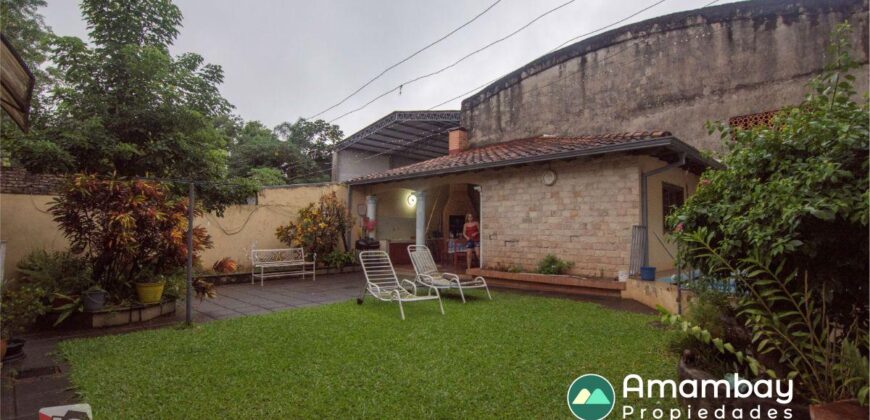 0856 CASA EN BARRIO SAN JORGE, ZONA AVDA. MADAME LYNCH