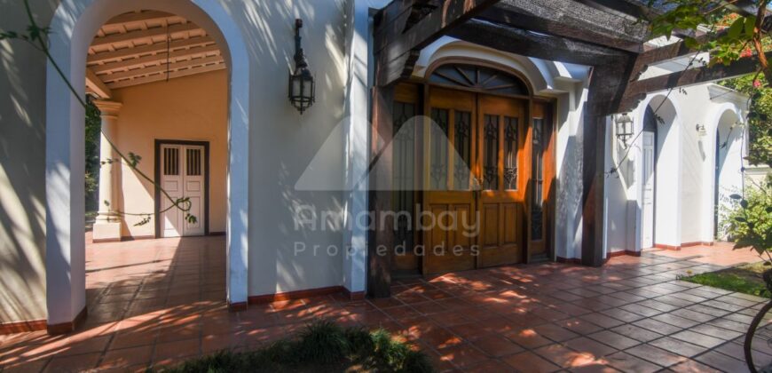 0014 CASA EN BARRIO SAN ROQUE, A MINUTOS DEL CENTRO DE ASUNCIÓN