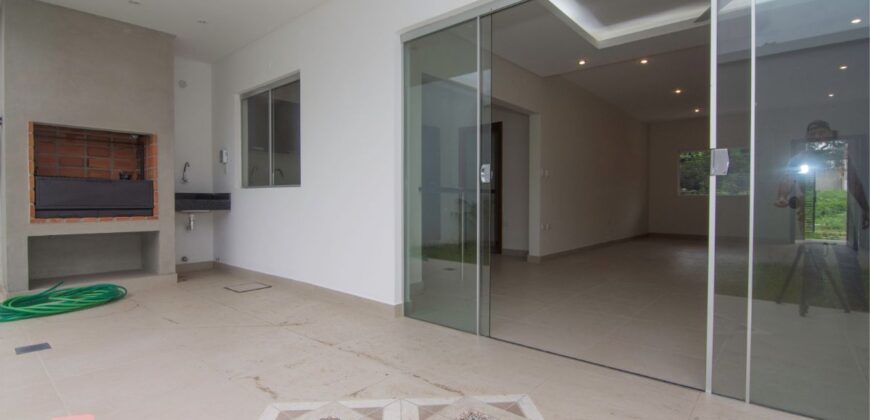 A0172 ALQUILO DUPLEX EN LAMBARE, ZONA YACHT Y GOLF CLUB
