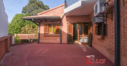 0908 RESIDENCIA EN BARRIO SAJONIA, ZONA PALACIO DE JUSTICIA