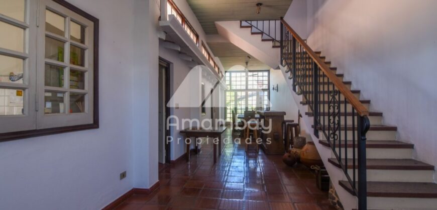 0014 CASA EN BARRIO SAN ROQUE, A MINUTOS DEL CENTRO DE ASUNCIÓN