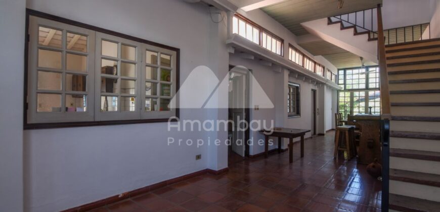 0014 CASA EN BARRIO SAN ROQUE, A MINUTOS DEL CENTRO DE ASUNCIÓN