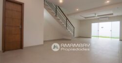 0847 DUPLEX EN LAMBARE, ZONA YACHT Y GOLF CLUB PYO.
