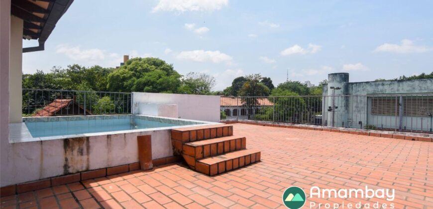 A0144 ALQUILO CASA CON SALÓN, BARRIO LAS MERCEDES
