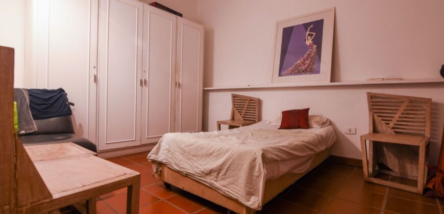 0092 CASA EN BARRIO JARA, ZONA COMPLEJO SANTOS