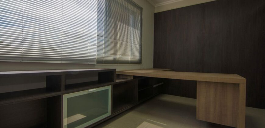 0852 OFICINAS EN COMPLEJO TRIBUNALES, BARRIO SAJONIA