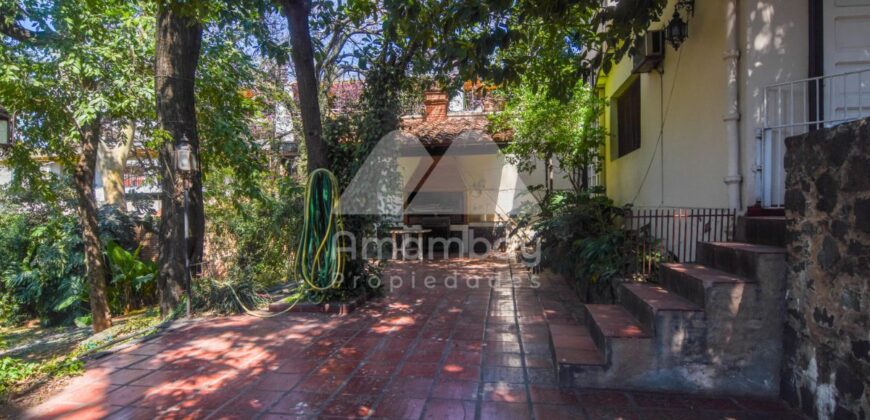 0014 CASA EN BARRIO SAN ROQUE, A MINUTOS DEL CENTRO DE ASUNCIÓN
