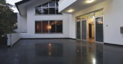 0811 RESIDENCIA EN BARRIO MARISCAL LÓPEZ
