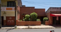 0076 CASA EN BARRIO PETTIROSSI