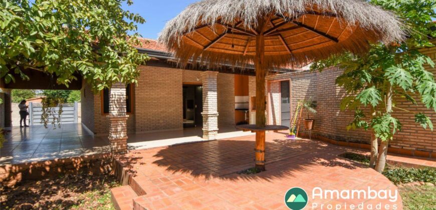 0434 CASA EN LIMPIO, ZONA AVDA. SAN JOSÉ