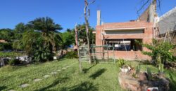 0100 CASA EN BARRIO REPUBLICANO, ZONA UCA
