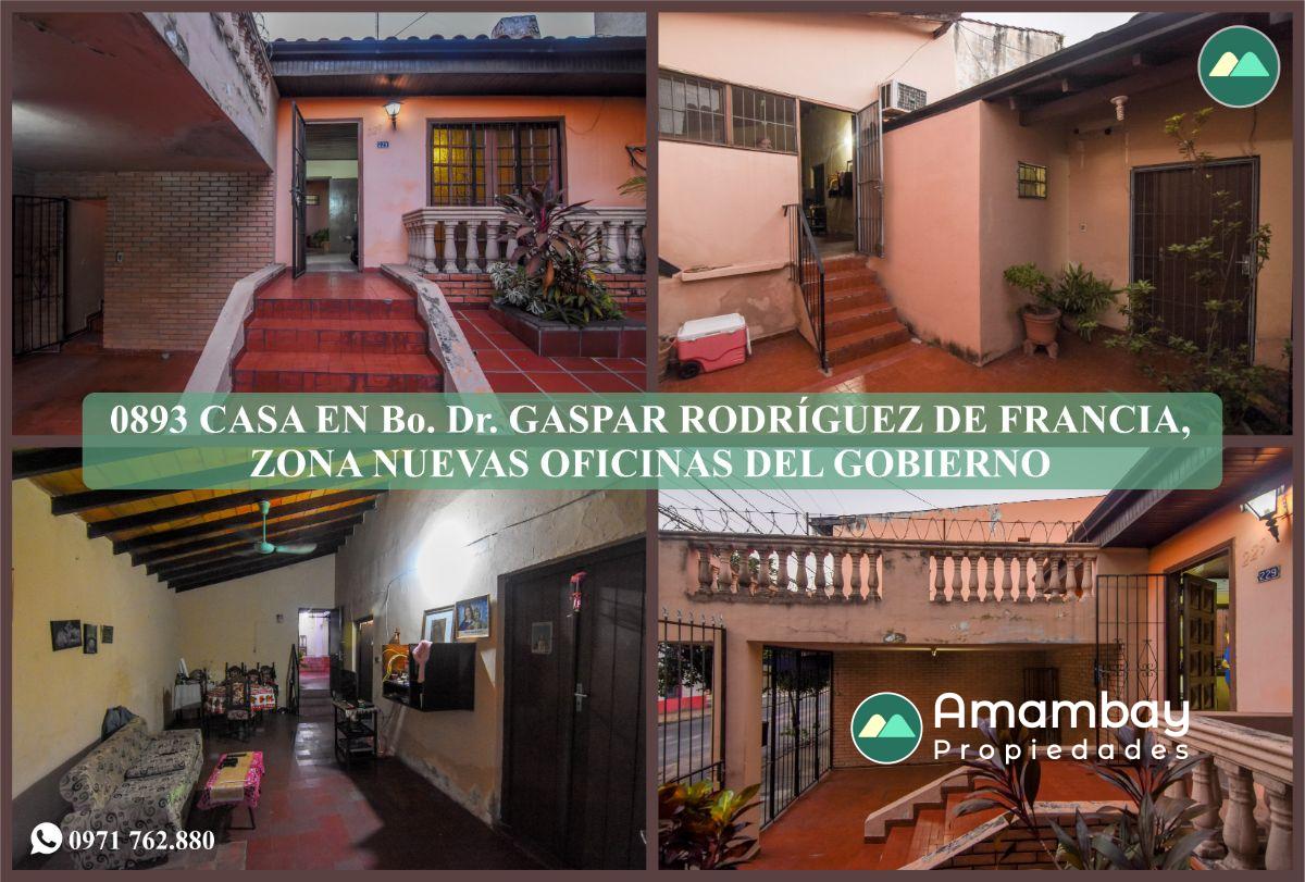 0893 CASA EN Bo. DR. GASPAR RODRÍGUEZ DE FRANCIA, ZONA NUEVAS OFICINAS DEL GOBIERNO