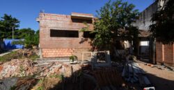 0100 CASA EN BARRIO REPUBLICANO, ZONA UCA