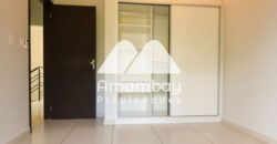 0054 DUPLEX EN LAMBARE, BARRIO PARQUES DEL YACHT