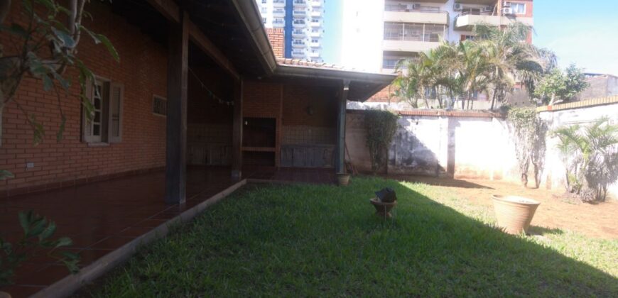 0051 CASA PARA RESTAURACIÓN, ZONA COLEGIO CRISTO REY