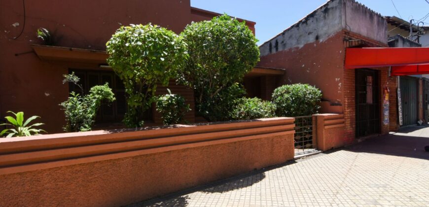 0076 CASA EN BARRIO PETTIROSSI