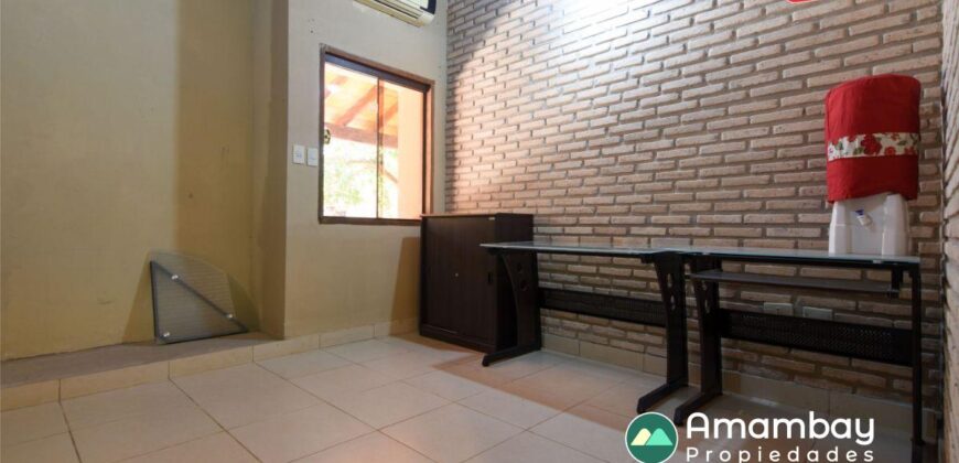 0434 CASA EN LIMPIO, ZONA AVDA. SAN JOSÉ