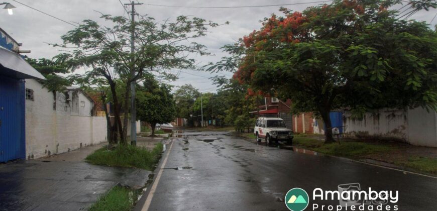 0845 TERRENO EN BARRIO SAN JORGE, ZONA AVDA. AVIADORES DEL CHACO
