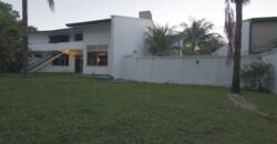 0811 RESIDENCIA EN BARRIO MARISCAL LÓPEZ