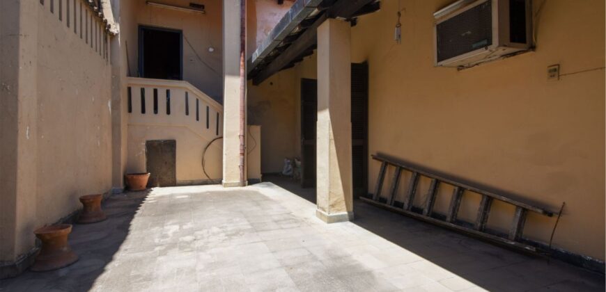 0076 CASA EN BARRIO PETTIROSSI