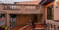 0893 CASA EN Bo. DR. GASPAR RODRÍGUEZ DE FRANCIA, ZONA NUEVAS OFICINAS DEL GOBIERNO