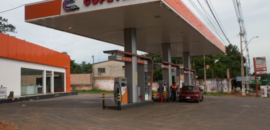 0833 SURTIDOR Y AMPLIO TERRENO EN CAPIATA