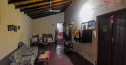 0893 CASA EN Bo. DR. GASPAR RODRÍGUEZ DE FRANCIA, ZONA NUEVAS OFICINAS DEL GOBIERNO