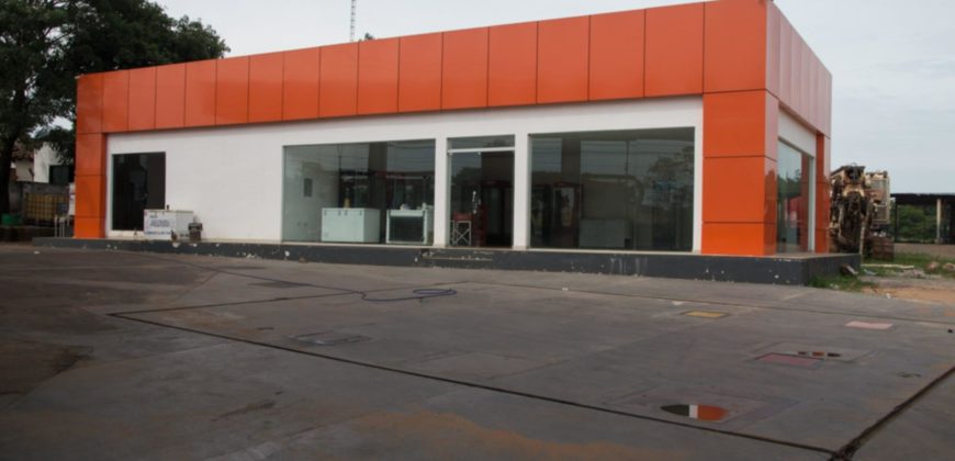 0833 SURTIDOR Y AMPLIO TERRENO EN CAPIATA