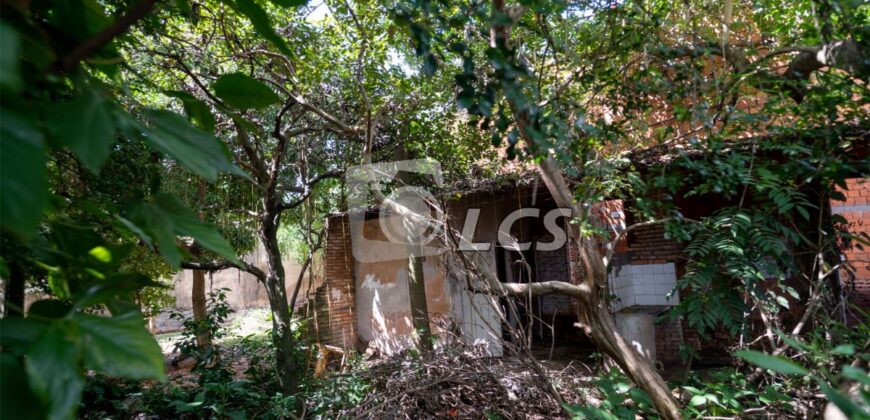 0133 CASA EN CAACUPE, BARRIO GENERAL DÍAZ