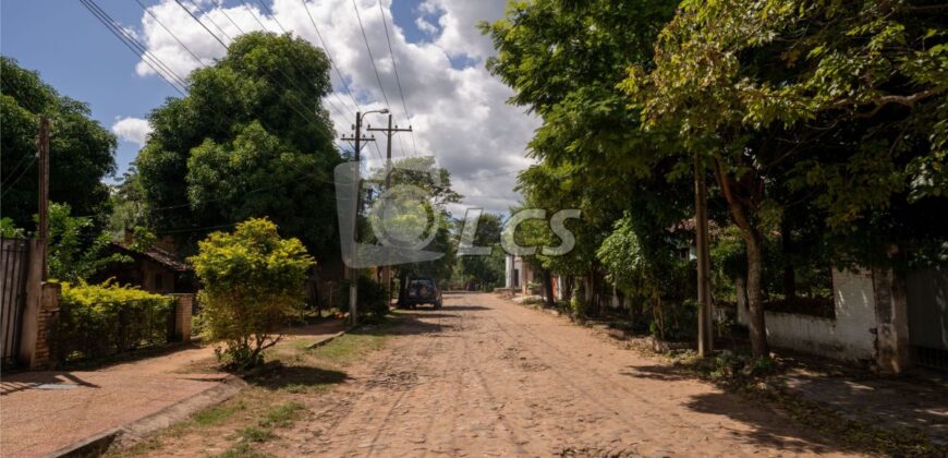 0133 CASA EN CAACUPE, BARRIO GENERAL DÍAZ