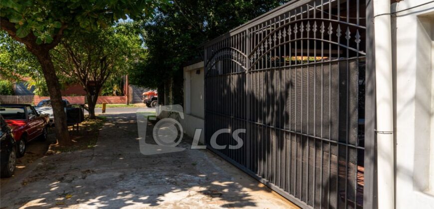 0145 CASA EN BARRIO MBURUCUYA, ZONA AVDA. SANTÍSIMA TRINIDAD