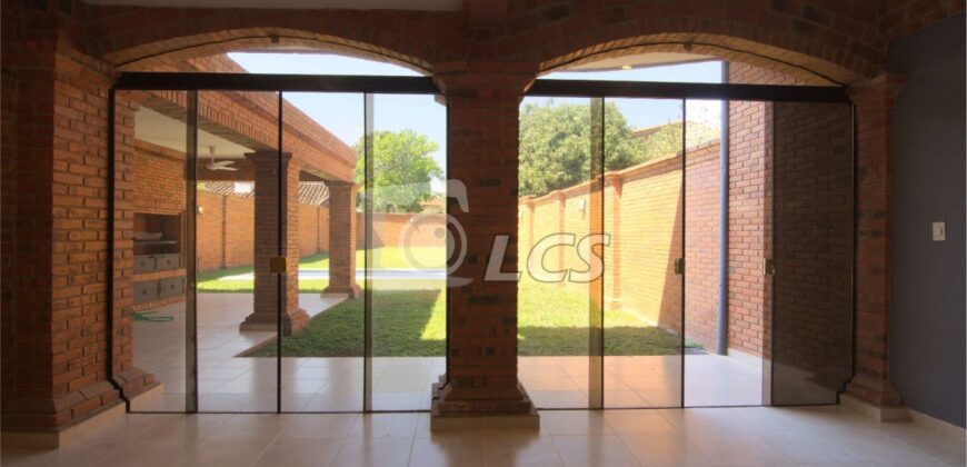 0764 RESIDENCIA A ESTRENAR, BARRIO MBOCAYATY