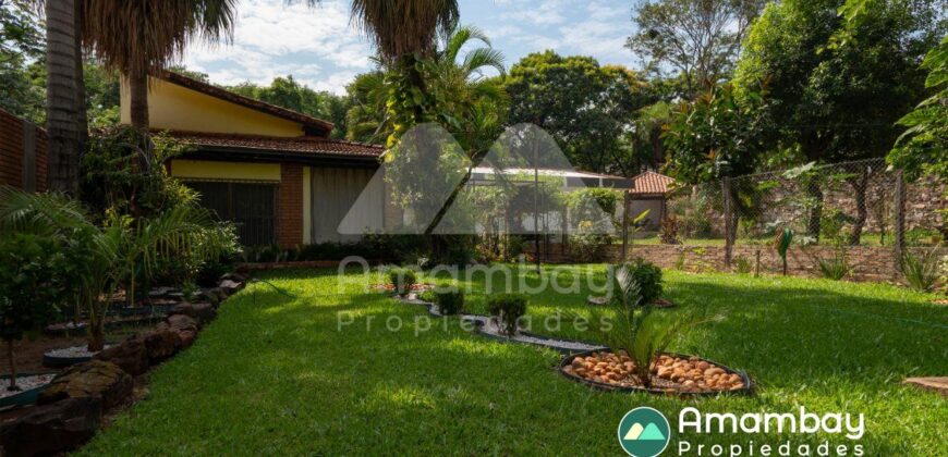 0149 CASA EN BARRIO SANTA LIBRADA, ZONA AVDA. PERÓN