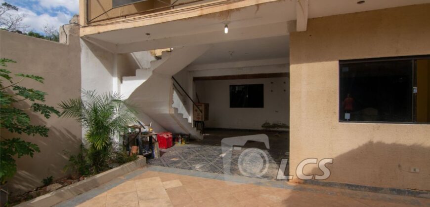 0146 CASA EN MARIANO ROQUE ALONSO, BARRIO MARIA AUXILIADORA