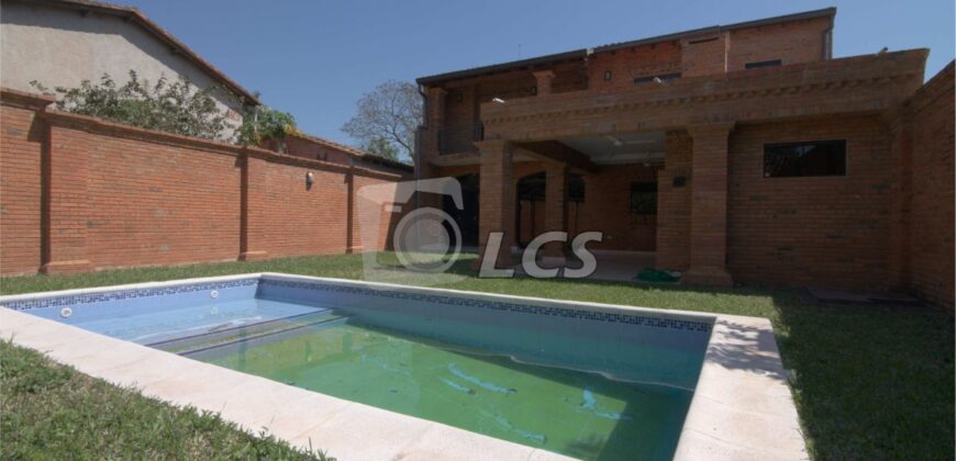 0764 RESIDENCIA A ESTRENAR, BARRIO MBOCAYATY