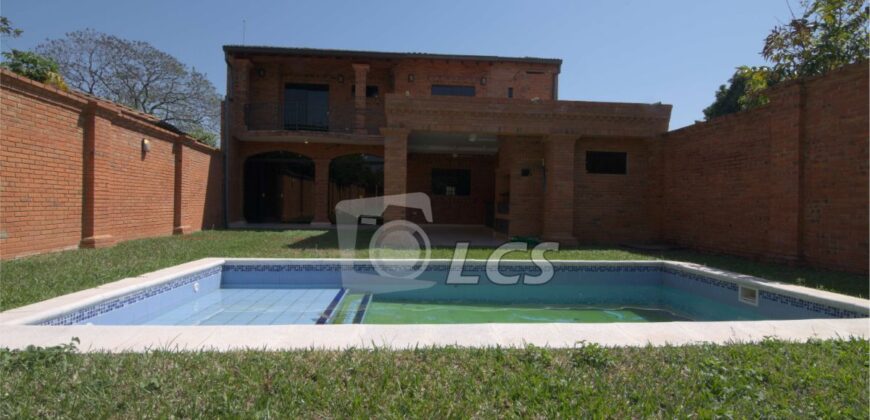 0764 RESIDENCIA A ESTRENAR, BARRIO MBOCAYATY